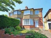 3 Bedrooms Semi detached house for rent in Cutenhoe...