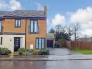 3 Bedrooms Semi detached house for rent in Dandby Close,...