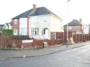 3 Bedrooms Semi detached house for rent in Deancourt...
