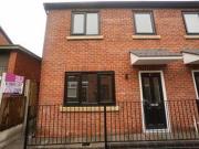 3 Bedrooms Semi detached house for rent in Dickinson...