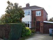 3 Bedrooms Semi detached house for rent in Edgware Road,...