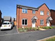 3 Bedrooms Semi detached house for rent in Gale Way,...