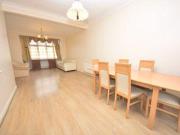 3 Bedrooms Semi detached house for rent in Gants Hill...