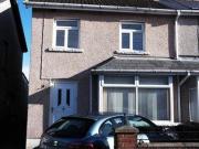3 Bedrooms Semi detached house for rent in Gelligaer...