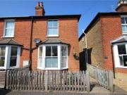 3 Bedrooms Semi detached house for rent in George Road,...