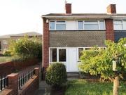 3 Bedrooms Semi detached house for rent in Grace Drive,...