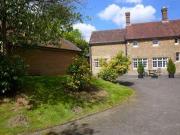 3 Bedrooms Semi detached house for rent in Grange Road,...