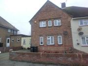3 Bedrooms Semi detached house for rent in Hampton...