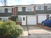 3 Bedrooms Semi detached house for rent in Heath Brow,...
