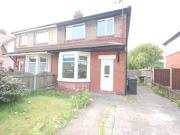 3 Bedrooms Semi detached house for rent in Highbury...