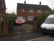 3 Bedrooms Semi detached house for rent in Hollybush...