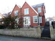 3 Bedrooms Semi detached house for rent in Infirmary...