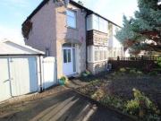 3 Bedrooms Semi detached house for rent in Leeds Road,...