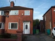 3 Bedrooms Semi detached house for rent in Maywood...