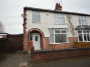 3 Bedrooms Semi detached house for rent in Mellors Road,...