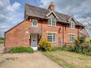 3 Bedrooms Semi detached house for rent in Menmarsh...