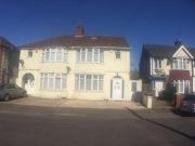 3 Bedrooms Semi detached house for rent in Newark Road,...