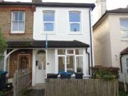 3 Bedrooms Semi detached house for rent in Newark Road,...