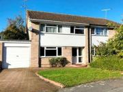 3 Bedrooms Semi detached house for rent in North Dell,...