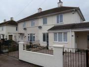 3 Bedrooms Semi detached house for rent in Oakleaze,...