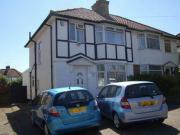 3 Bedrooms Semi detached house for rent in Oakwood...