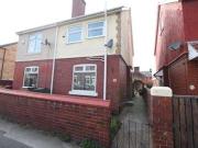 3 Bedrooms Semi detached house for rent in Park Road,...