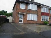 3 Bedrooms Semi detached house for rent in Peak Avenue,...