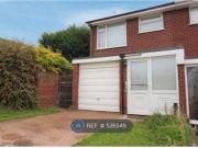3 Bedrooms Semi detached house for rent in Phoenix Rise,...