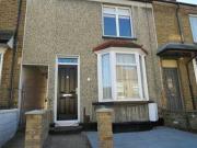 3 Bedrooms Semi detached house for rent in Prince...