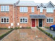 3 Bedrooms Semi detached house for rent in Private Road,...