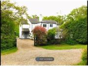 3 Bedrooms Semi detached house for rent in Reidon Hill...