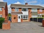 3 Bedrooms Semi detached house for rent in Springfield...