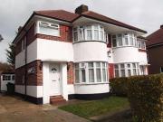 3 Bedrooms Semi detached house for rent in St. Edmunds...