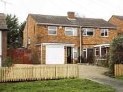 3 Bedrooms Semi detached house for rent in Station Road,...