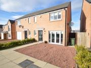 3 Bedrooms Semi detached house for rent in Tobias...