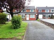 3 Bedrooms Semi detached house for rent in Tudor Close,...