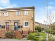 3 Bedrooms Semi detached house for rent in Violet Road,...