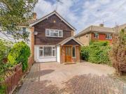 3 Bedrooms Semi detached house for rent in Webster...