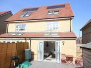 3 Bedrooms Semi detached house for rent in Wentworth...