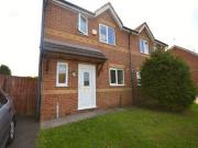 3 Bedrooms Semi detached house for rent in Weston Court,...
