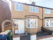 3 Bedrooms Semi detached house for rent in William...