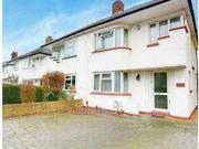3 Bedrooms Semi detached house for rent in Windsor...