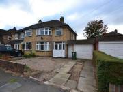 3 Bedrooms Semi detached house for rent in Woodgate...