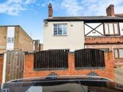 3 Bedrooms Semi detached house for sale in 30 Victoria...