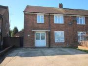 3 Bedrooms Semi detached house for sale in Abbots Wood...
