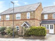 3 Bedrooms Semi detached house for sale in Ashbourne...
