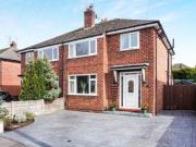 3 Bedrooms Semi detached house for sale in Bakewell...