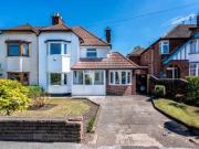 3 Bedrooms Semi detached house for sale in Bloxwich...