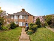 3 Bedrooms Semi detached house for sale in Boyne Road,...