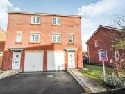 3 Bedrooms Semi detached house for sale in Brampton...